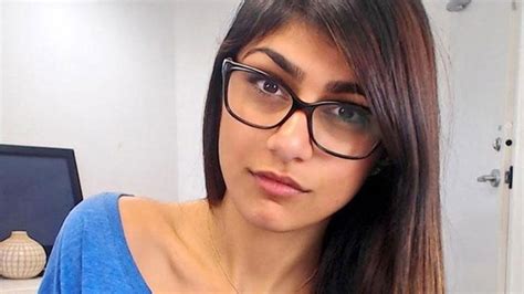 Vídeos Pornôs Com Mia Khalifa Big Boobs